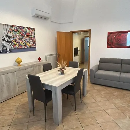 Palazzo Mariano Διαμέρισμα *